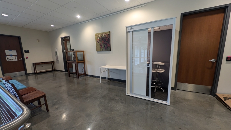 Telephone booth style cabinet for one person to study