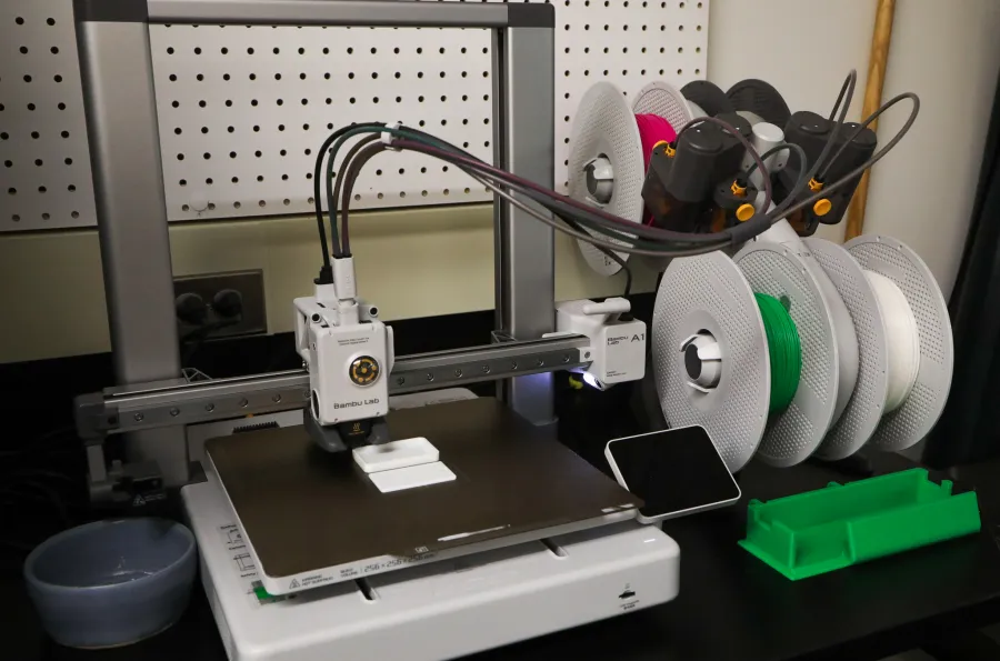 Bambuu Lab 3D Printer running